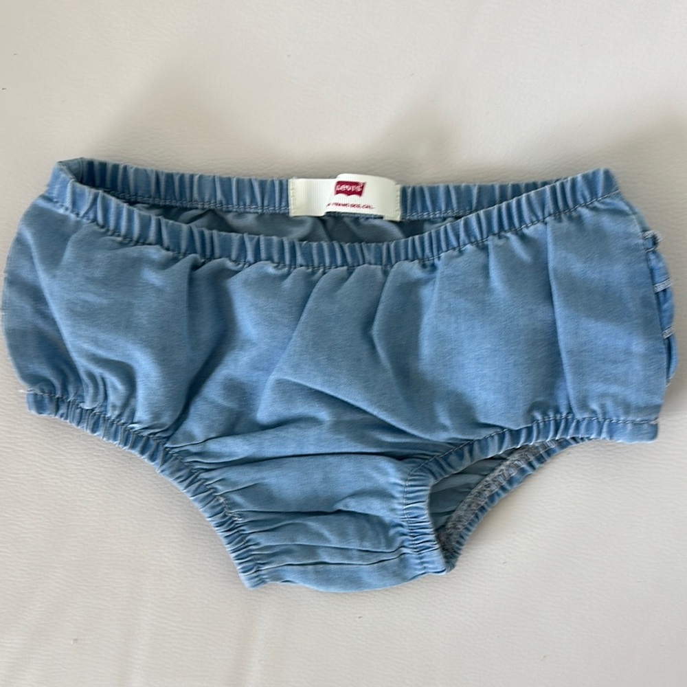 NWOT Levi's Blue Diaper Covers Cotton Waistband Chambray
